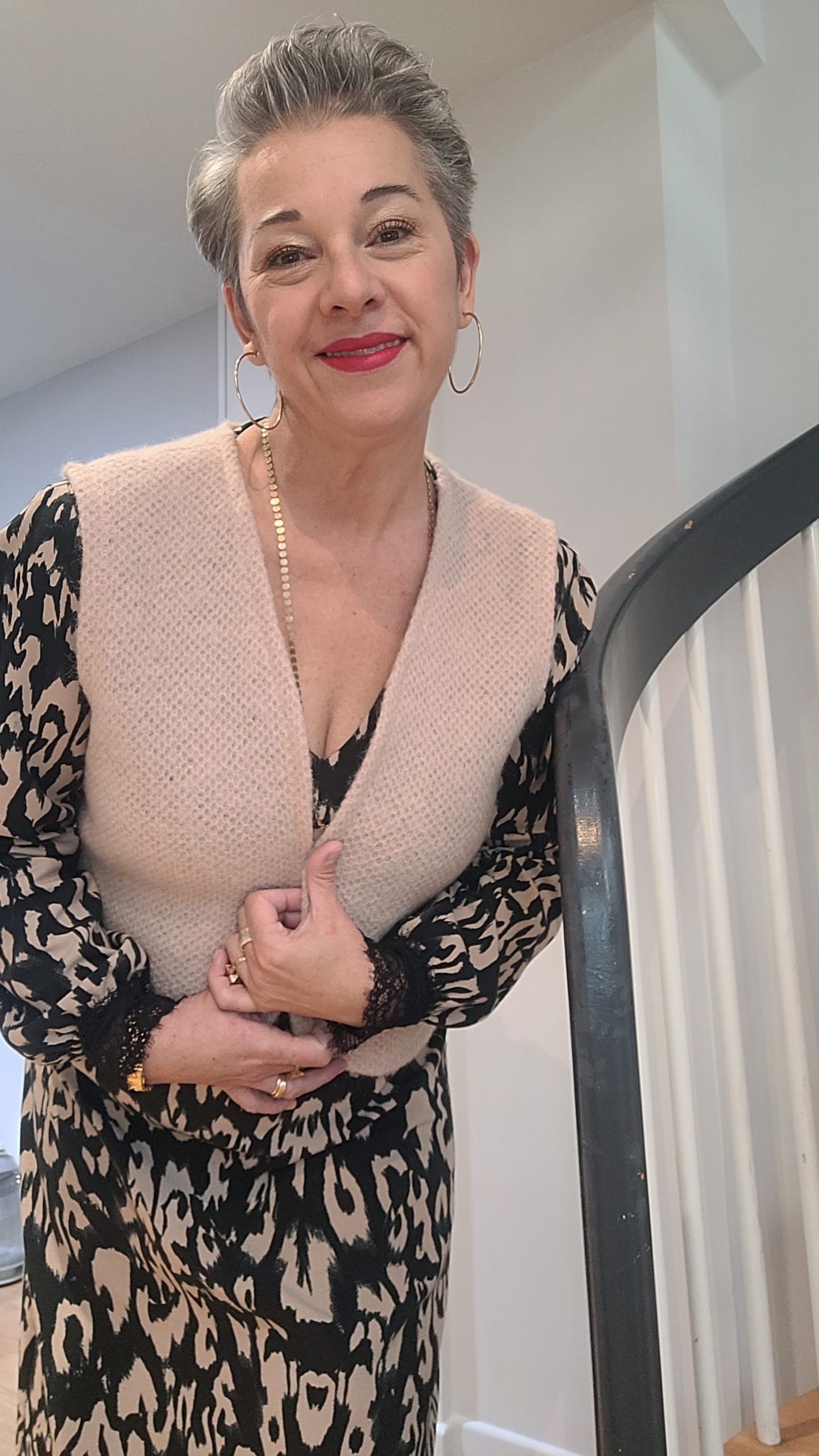 ISABELLE gilet sans manches en lainage beige rosé – Image 7