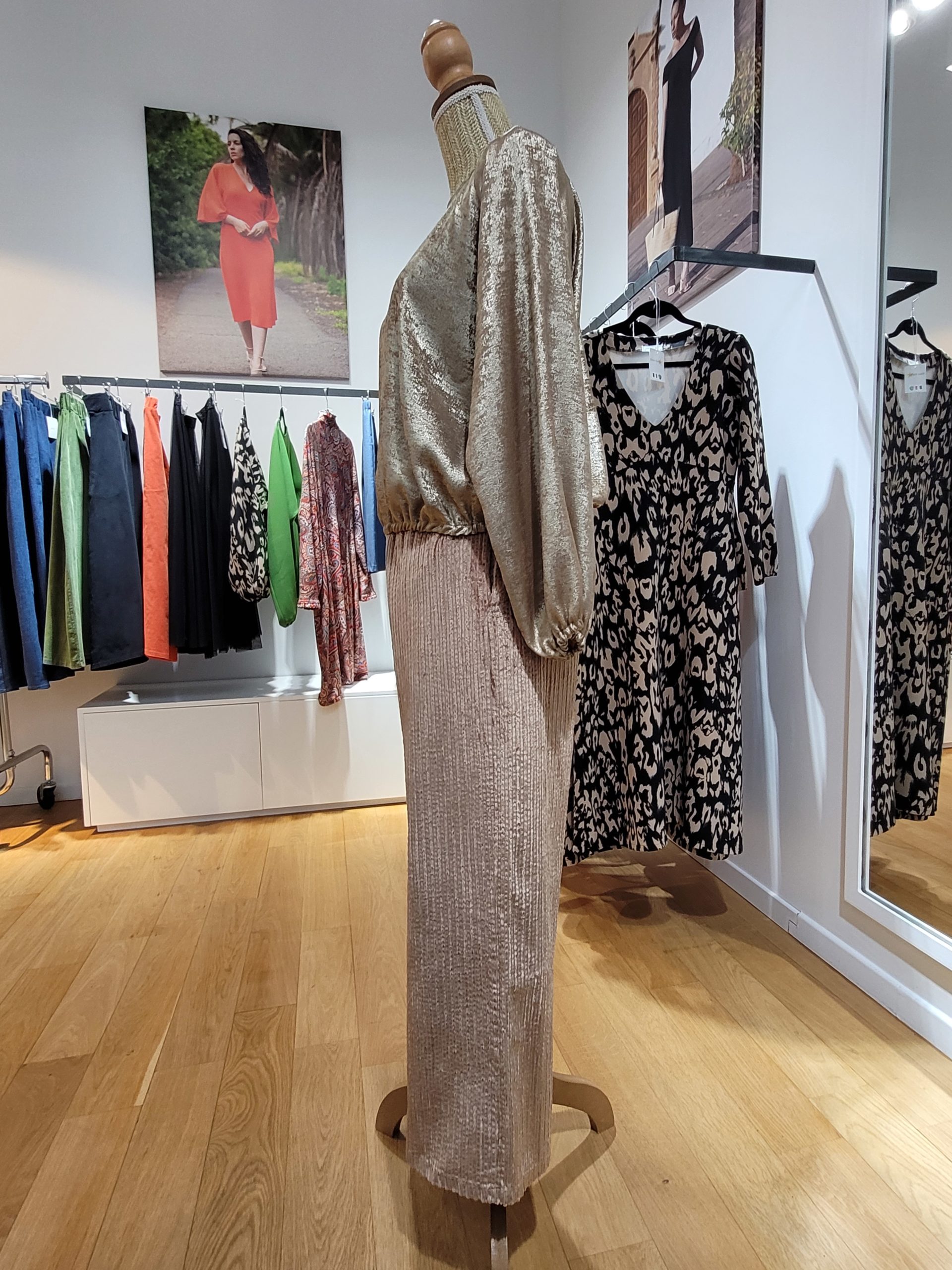 SISSI col rond enduit vieil or – Image 4