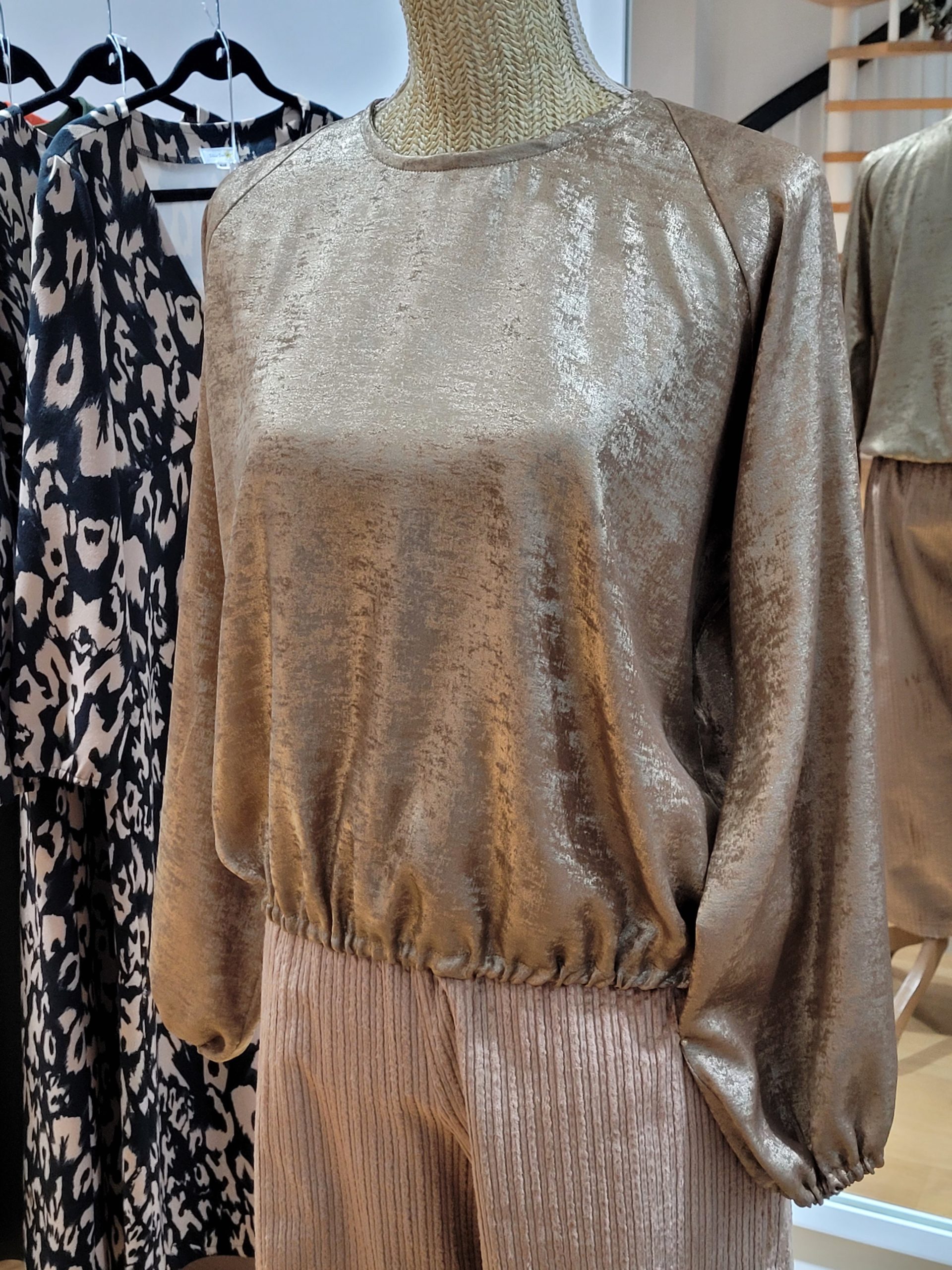 SISSI col rond enduit vieil or – Image 2