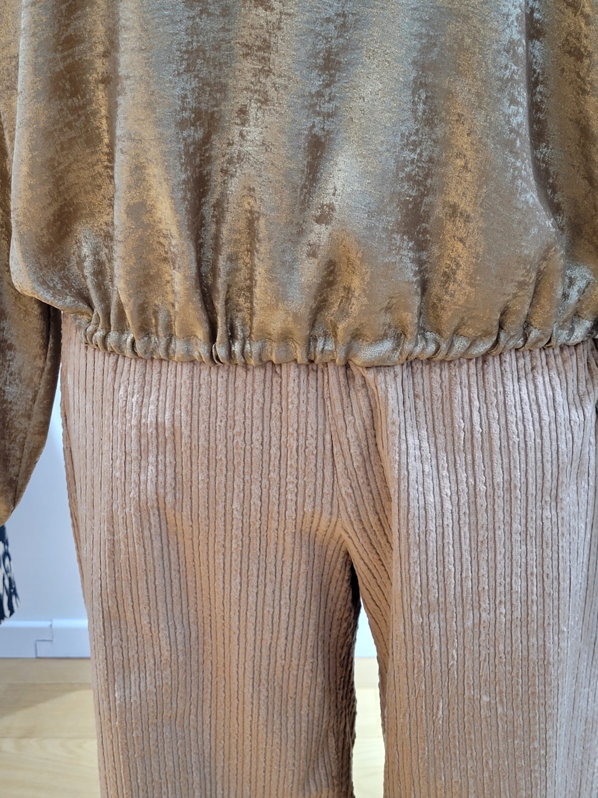 SISSI col rond enduit vieil or – Image 9