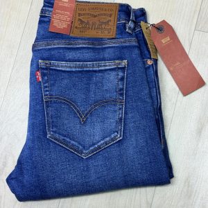 Jean Levi’s Strauss & Co bleu délavé homme 01– style classique et tendance