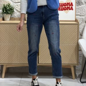 Jean&rsquo;s – LOVELY