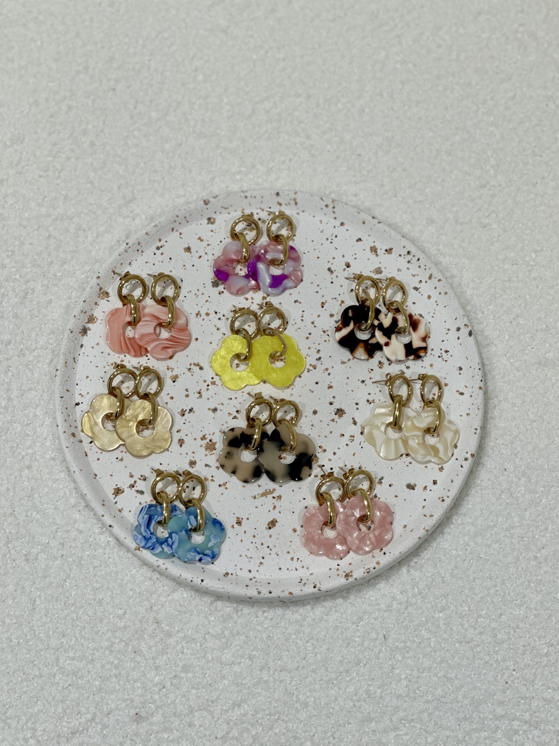 Boucles d’oreilles N*247 – Grosses fleurs