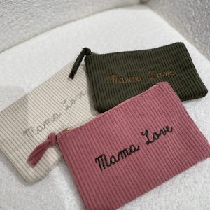 Pochette velours côtelé  » MAMA LOVE «Â