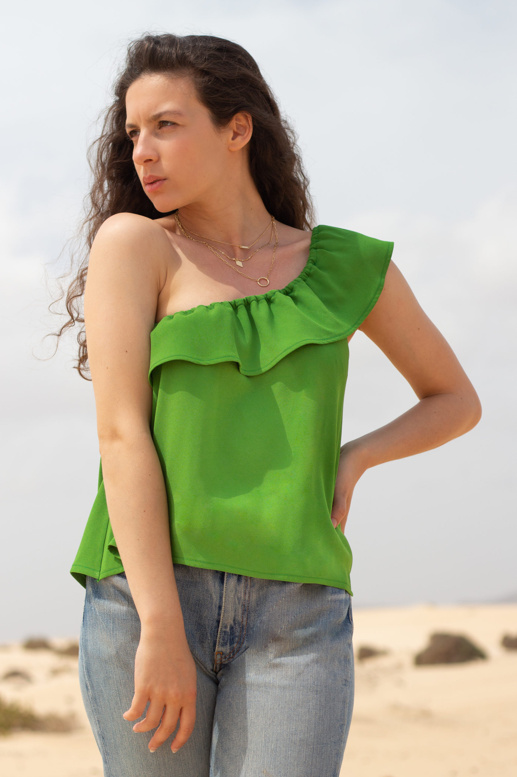 CARMEN asymétrique vert pomme – Image 6