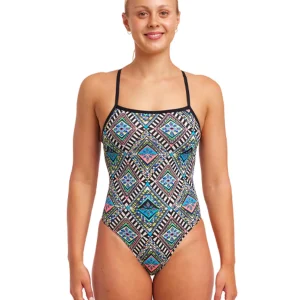 Maillot de bain une-pièce Single Strength pour femmes - Weave Please